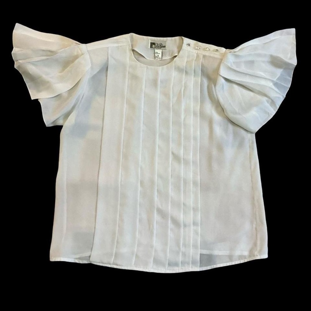 La Blouse Pin Tuck Short Sleeve Blouse